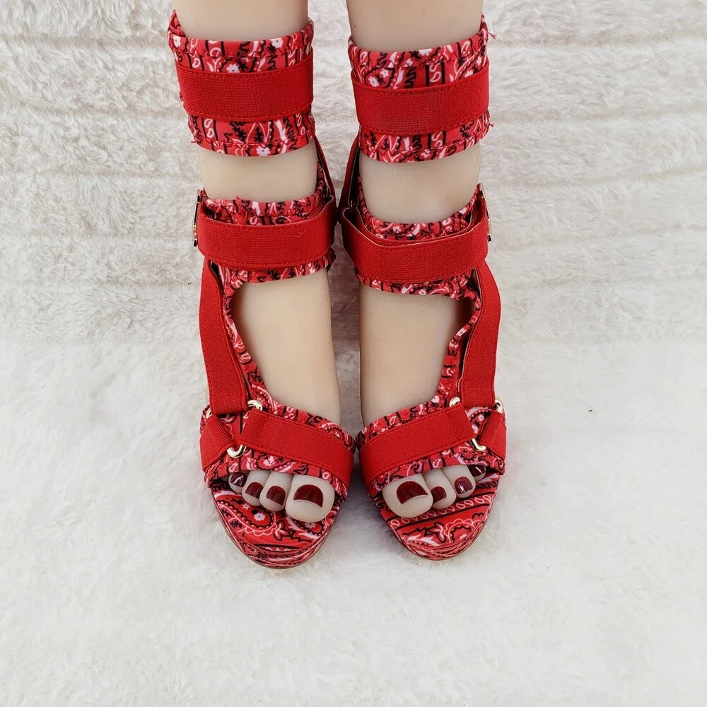 NIB Red Bandanna 5.5